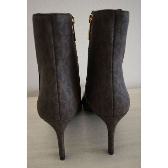 Michael Kors Women Sz 7.5 Black/Brown Logo Print Alina Flex Leather Booties - Picture 4 of 12